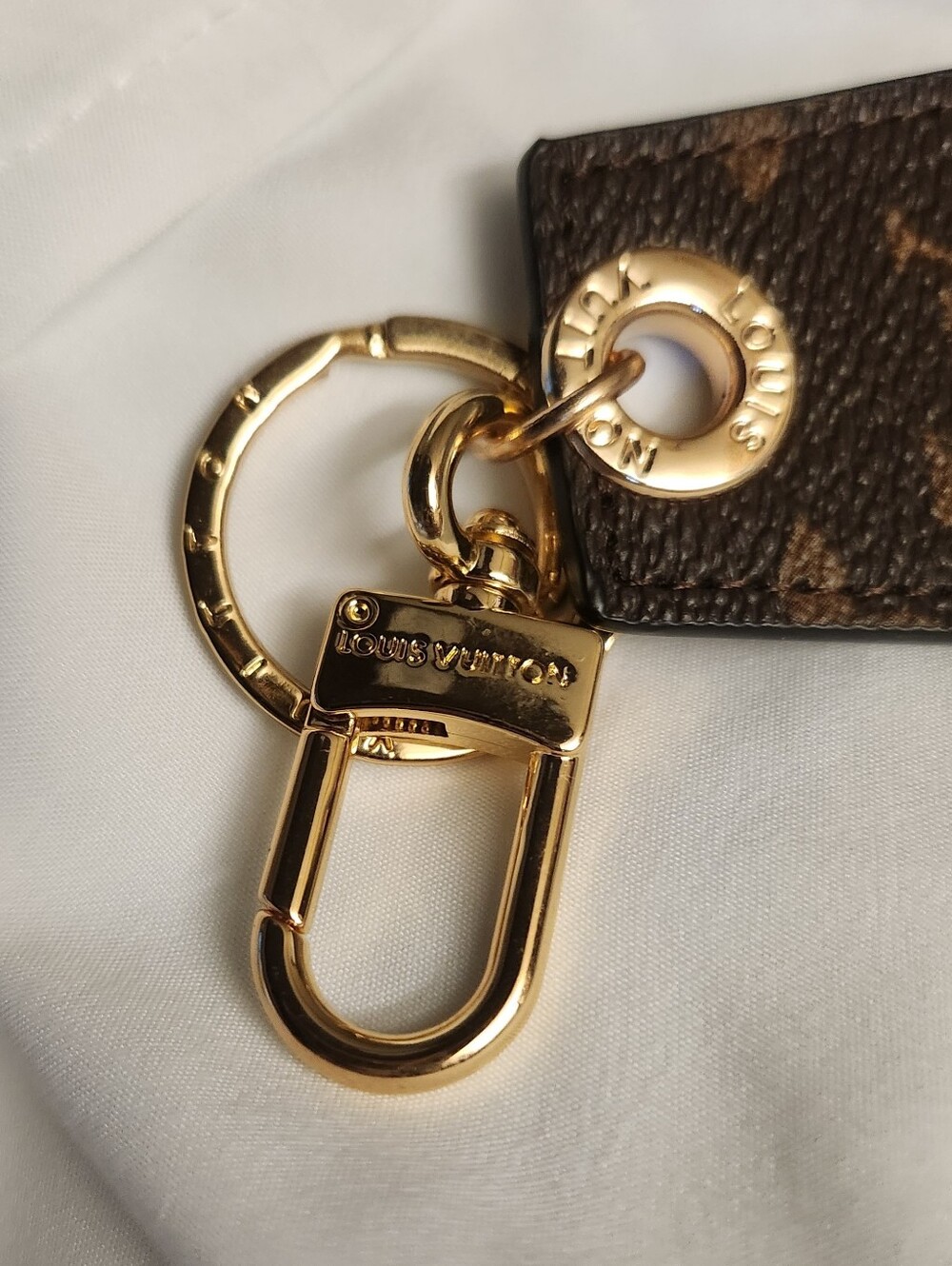 Louis Vuitton Brown & Gold Monogram Key Chain Charm - Picture 6 of 7